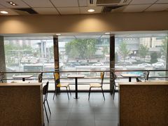 大堂-麦当劳(东大桥店)