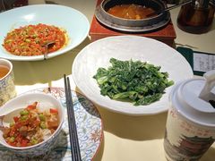 -千百味红餐厅·非遗江西菜(绿地双子塔总店)