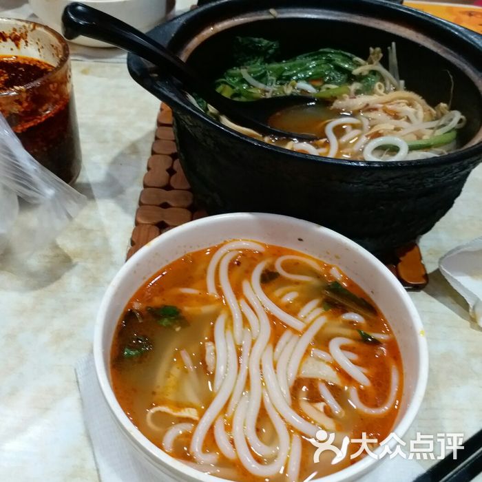 正宗香桥缘过桥米线