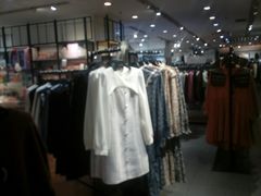 -三福时尚(三峡广场华夏银座店)