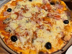 -JINNS锦时 steak&pizza(浸信会礼拜堂旧址店)