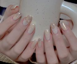 -LILY NAILS美甲美睫