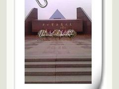 -上海市龙华烈士陵园