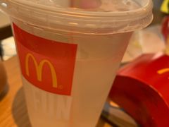 -麦当劳(龙洞店)