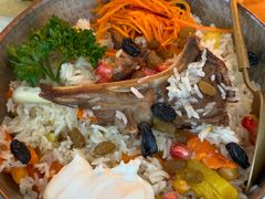 招牌酸奶手抓饭-龟兹KUCINA·新疆菜(前滩L+PLAZA店)