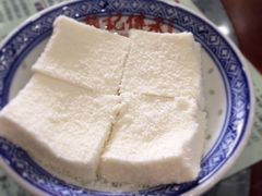 -赵记传承特色牛奶甜品(泉城广场店)