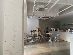 -洪小鹏生活美学馆(领SHOW天地店)