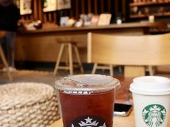 -星巴克臻选(湖滨道店)