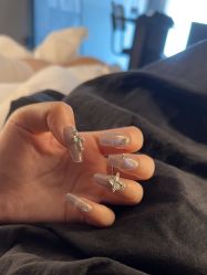 -UGIRL有个美甲