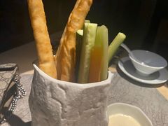 -穹六人间 people 6(岳阳路店)