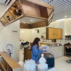 -MARTIN'S BARBER SHOP男士理发馆