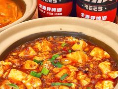 -彧玖食坊·川式砂锅酒馆(成山路店)