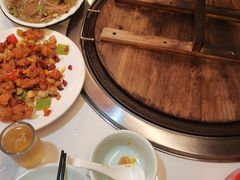 -人民公社铁锅炖·东北菜(卫国道店)