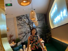 -三人行骨头王火锅(长寿店)