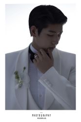 -至臻微拉婚纱摄影