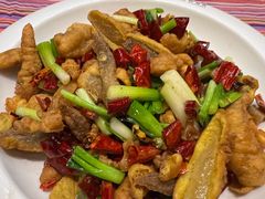 -香巴拉云南餐厅(华莱坞店)