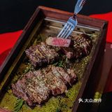 - 不出国，就能在欧洲小镇品味地道美式牛排