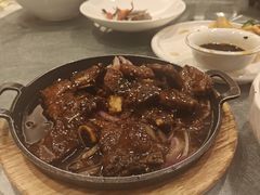 -侬佳蒸菜馆(听潮店)