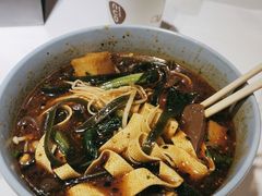 -芙蓉巷成都名小吃(丹尼斯2天地店)