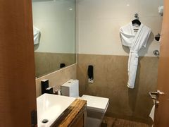-珠海拱北口岸希尔顿欢朋酒店