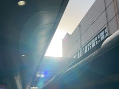 -新百广场(地铁站)