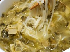 -渝是乎川渝小炒(新世界百货望京店)