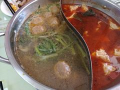 -荣吉招牌自助骨头锅(顾乡店)