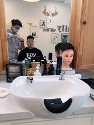 -韦恩先生Barbershop英式男士理发馆
