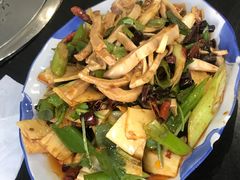 -瑞杰烧烤店·24小时营业(山东路店)