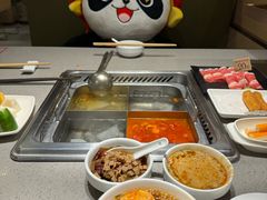 -海底捞火锅(曹安公路店)