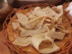 豆腐皮-抚仙湖生态石锅鱼野生菌(告庄店)