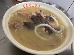 -文山荷鲜居(翠湖店)