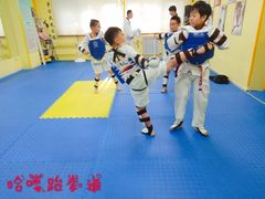 -哈喽实战跆拳道·跳绳·体能(慈云寺馆)