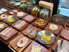 -银米·云南传统过桥米线(双廊黑金冠店)