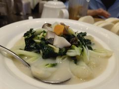 -万龙洲海鲜(大兴绿地缤纷城店)