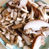 菌汤莜面鱼鱼[呲牙]