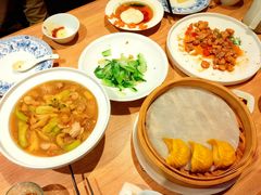 -连鹭海鲜·海肠捞饭·海胆饭(星海店)