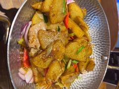 -隔壁老王·家常云南菜(花巷店)