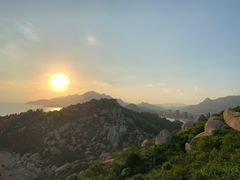 -那琴半岛地质海洋公园