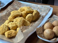 -BHC炸鸡(明洞总店)