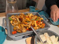 -荷塘秋月·本帮江浙菜(国权路店)