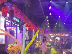 -喜鹊音乐酒馆(西街店)