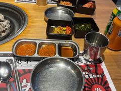 -青瓦炭韩潮烤肉(花园道店)