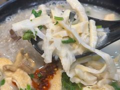 -鸭小妹鸭血粉丝(老门东店)