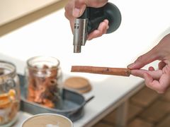 -UNI UNI(环亚凯瑟琳店)