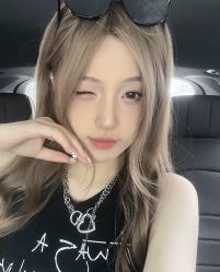 -Hello Lady发型设计