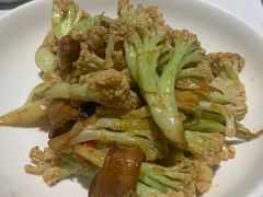 -关东小磨东北菜(漕河泾印象城店)