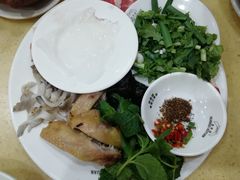 -桥香园云南过桥米线(金马碧鸡店)
