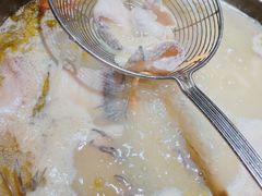 -小椒娘撒椒鱼火锅(三八广场店)