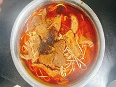 -薛记襄阳香辣牛肉面(平安路店)